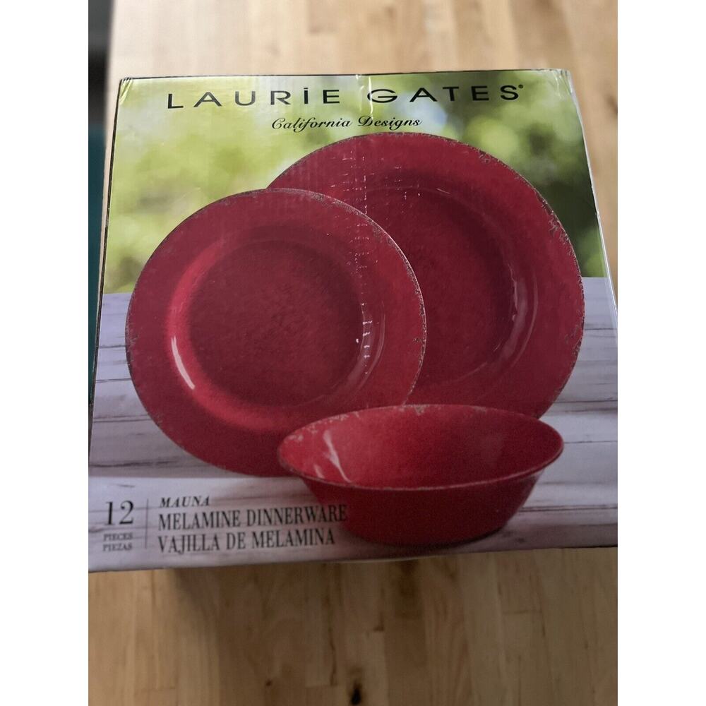 Laurie Gates California Designs Mauna 12 Piece Melamine Dinnerware Set in Red